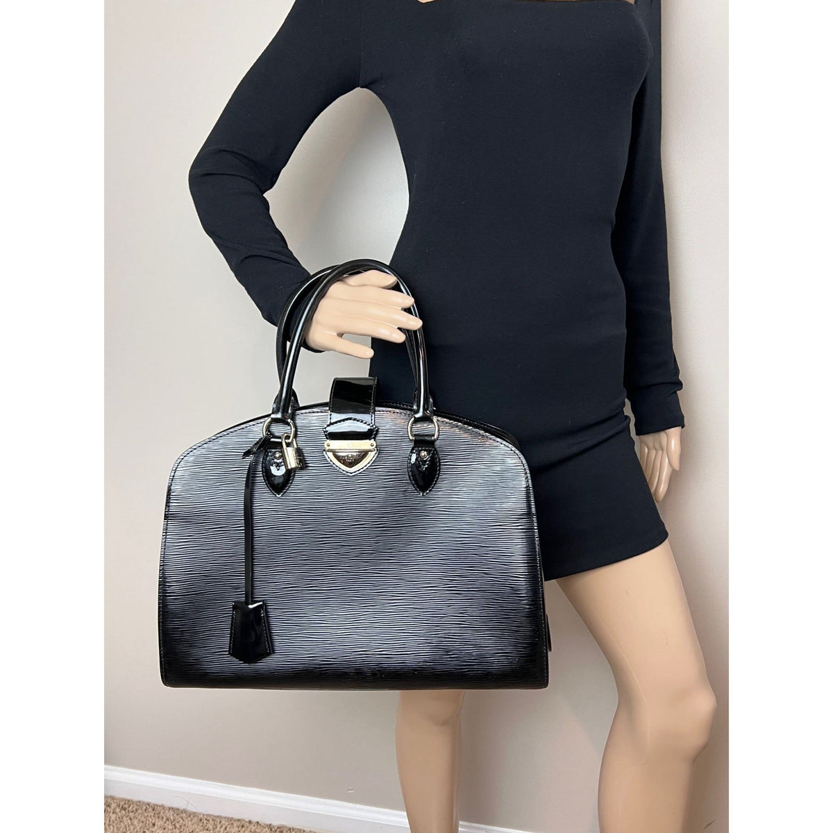 Louis Vuitton Electric Epi Pont Neuf GM Hand Bag