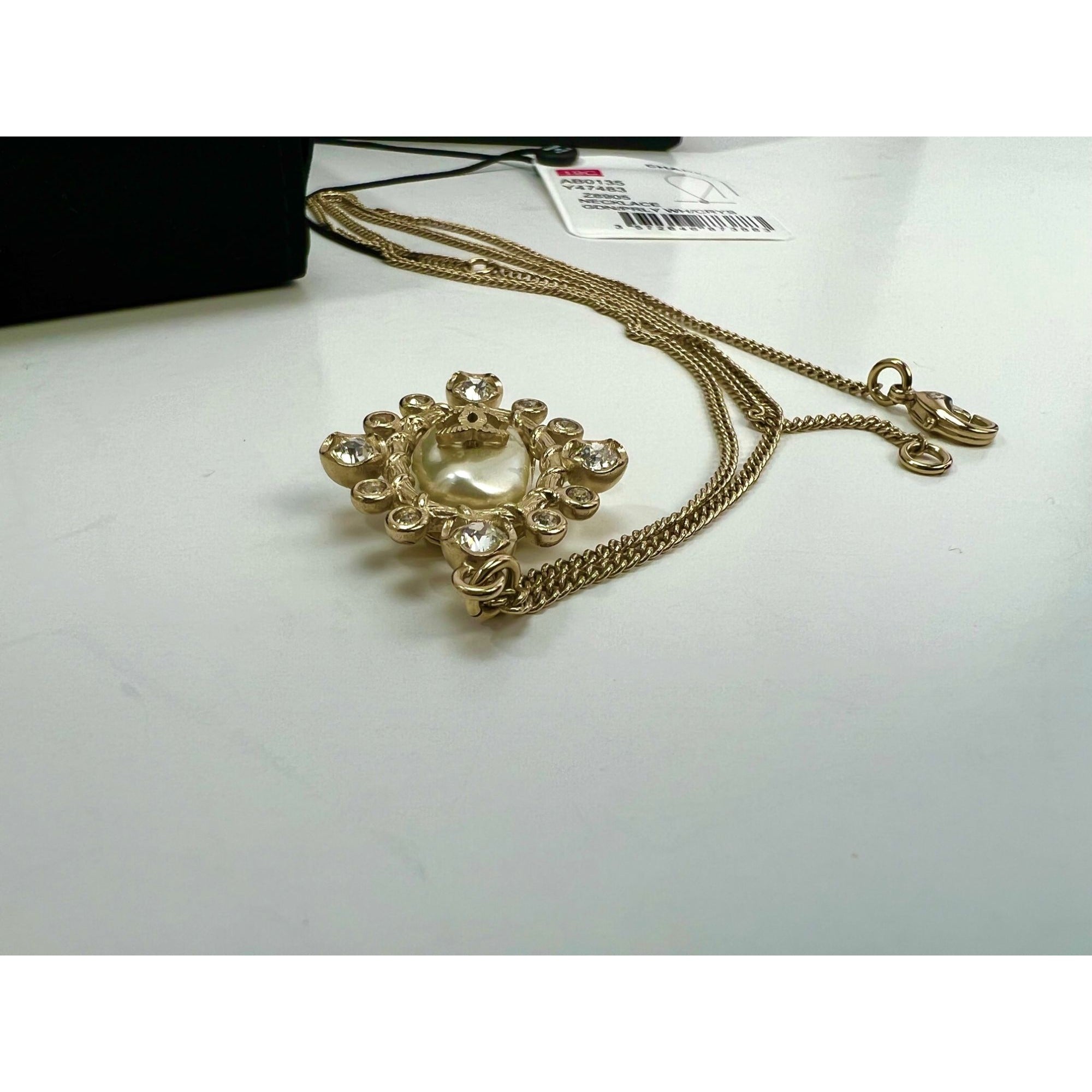 Chanel Crystal CC Necklace Gold Pearly Fashion Jewelry